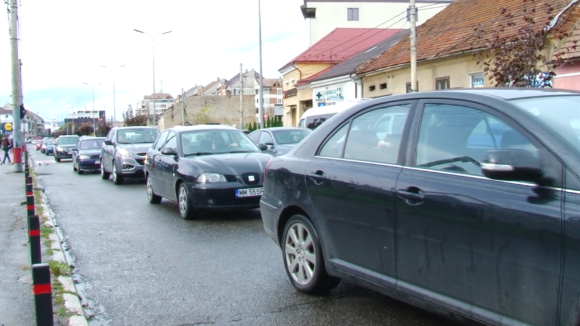 VIDEO | Circulație bară la bară în Sighetu Marmației VIDEO | Circulație bară la bară în Sighetu Marmației