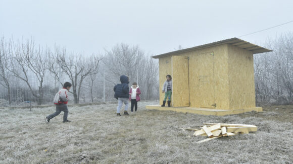 Pandemia agravează și mai mult criza din educație din România: Analfabetismul funcțional s-a accentuat, iar abandonul școlar a crescut Pandemia agravează și mai mult criza din educație din România: Analfabetismul funcțional s-a accentuat, iar abandonul școlar a crescut