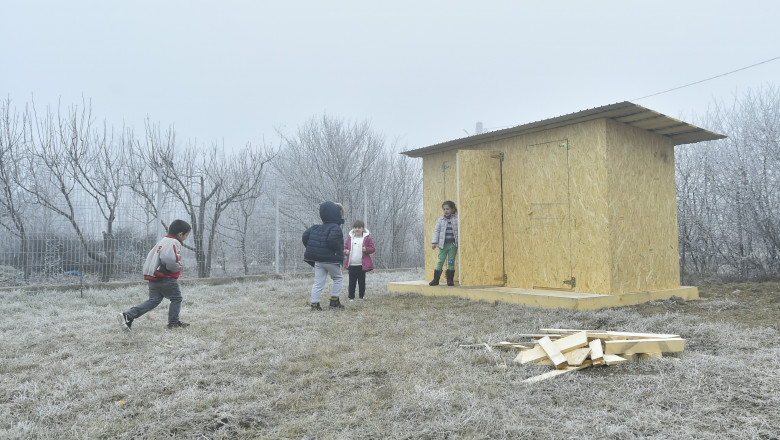Pandemia agravează și mai mult criza din educație din România: Analfabetismul funcțional s-a accentuat, iar abandonul școlar a crescut Pandemia agravează și mai mult criza din educație din România: Analfabetismul funcțional s-a accentuat, iar abandonul școlar a crescut