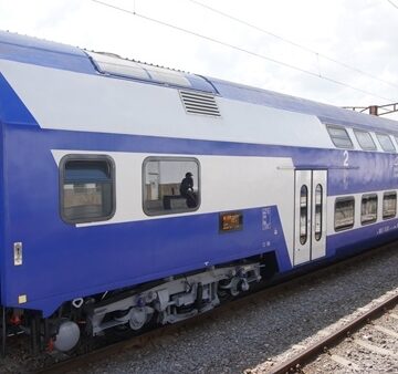 VIDEO | Trecerea la ora Europei Orientale nu modifică mersul trenurilor în vigoare