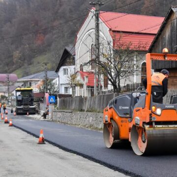 Se dorește extinderea lucrărilor de asfaltare cu 4 km pe DJ 187 până în cătunul Luhei