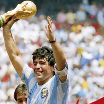 VIDEO | Diego Maradona a murit!