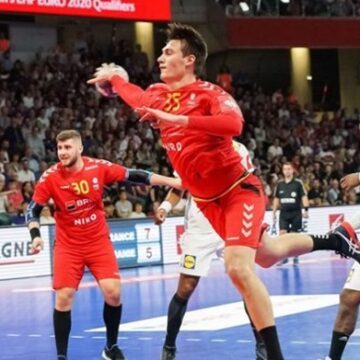 VIDEO | Patru jucători de la Minaur și antrenorul Adi Petrea pregătesc meciul cu Suedia