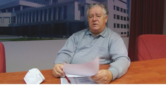 VIDEO | Teodor Ardelean, directorul Bibliotecii ”Petre Dulfu”, distins cu premiul ”Omul Anului” VIDEO | Teodor Ardelean, directorul Bibliotecii ”Petre Dulfu”, distins cu premiul ”Omul Anului”