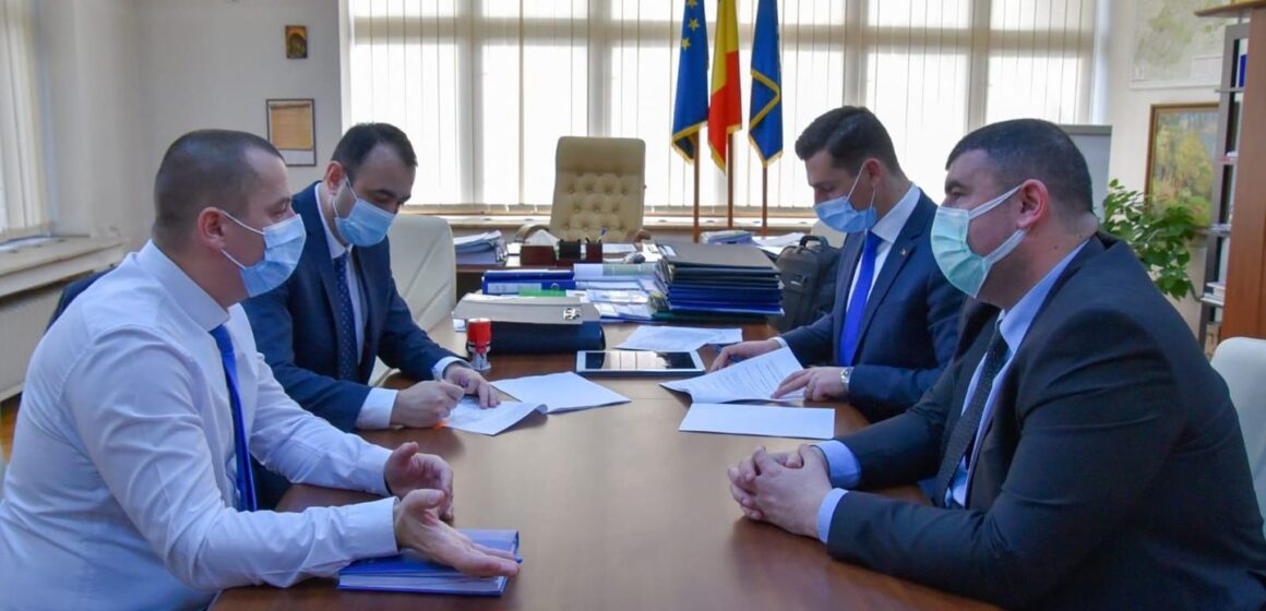 VIDEO | S-a semnat acordul de asociere între Consiliul Județean Maramureș și Primăria Sighetu Marmației în vederea realizării Variantei Ocolitoare Sighetu Marmației