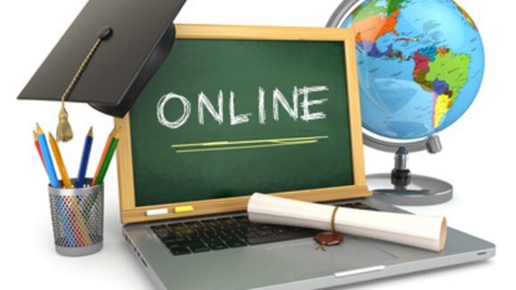 VIDEO | Școala online se prelungește până la vacanța de iarnă