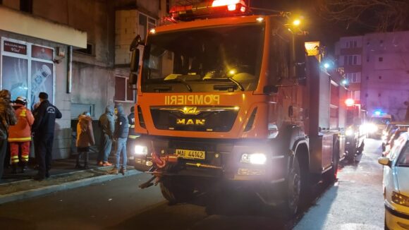 VIDEO | Incendiu într-un apartament din Baia Mare. O persoană a murit VIDEO | Incendiu într-un apartament din Baia Mare. O persoană a murit