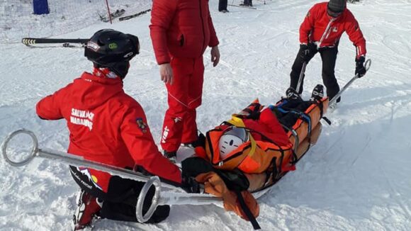 VIDEO | 11 accidente s-au produs în weekendul care a trecut pe pârtiile de pe domeniul schiabil Cavnic
