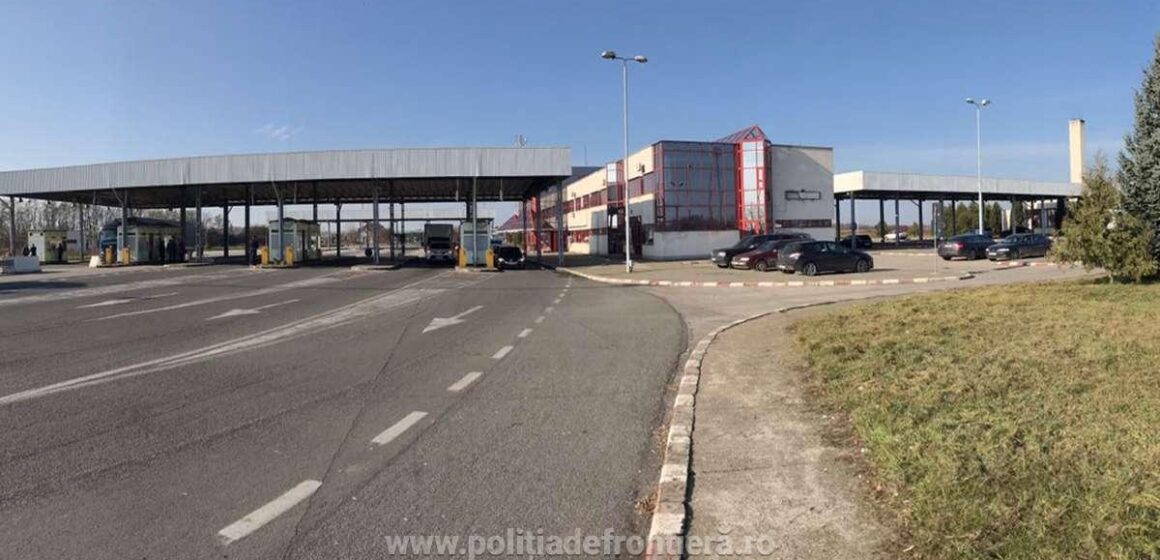 Nouă africani opriți să treacă ilegal granița