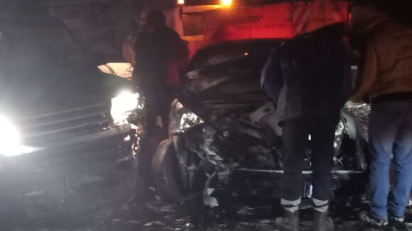 VIDEO | ACCIDENT: O șoferiță din Călinești nu a adaptat viteza la condițiile de drum și a intrat în coliziune cu un alt autoturism VIDEO | ACCIDENT: O șoferiță din Călinești nu a adaptat viteza la condițiile de drum și a intrat în coliziune cu un alt autoturism