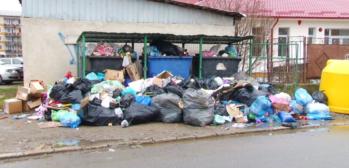VIDEO | ÎN IMPAS | Sighetul se umple de gunoaie, care nu au unde să fie depozitate. Autoritățile caută soluții