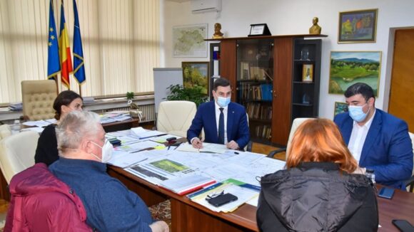 VIDEO | Discuții pentru îmbunătățirea condițiilor din unitățile spitalicești din Maramureș VIDEO | Discuții pentru îmbunătățirea condițiilor din unitățile spitalicești din Maramureș