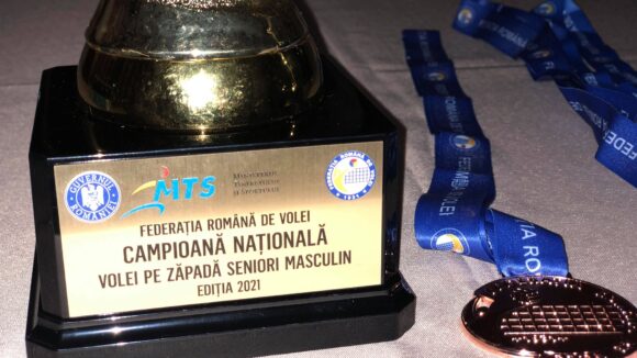 VIDEO | Încep meciurile celei de-a doua ediții a Campionatului Național de volei pe zăpadă VIDEO | Încep meciurile celei de-a doua ediții a Campionatului Național de volei pe zăpadă