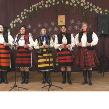 LUCRURI, FAPTE ȘI OAMENI DE VALOARE | ”DRAGOBETELE SĂRUTĂ FETELE”, LA CENTRUL CULTURAL SIGHET LUCRURI, FAPTE ȘI OAMENI DE VALOARE | ”DRAGOBETELE SĂRUTĂ FETELE”, LA CENTRUL CULTURAL SIGHET