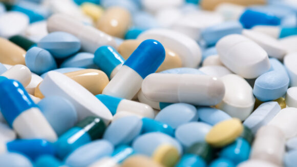 Ce facem cu medicamentele nefolosite sau expirate. Colegiul Farmaciștilor: Trebuie tratate ca deșeuri foarte periculoase