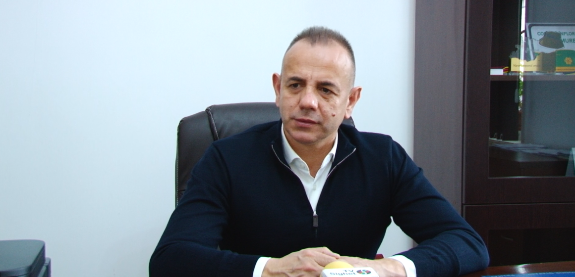 VIDEO | Administrația locală din Bârsana ia măsuri pentru ca elevii și dascălii să se întoarcă în sălile de clasă în condiții de siguranță VIDEO | Administrația locală din Bârsana ia măsuri pentru ca elevii și dascălii să se întoarcă în sălile de clasă în condiții de siguranță