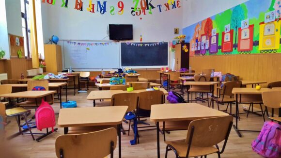VIDEO | Normele metodologice de aplicare a Programului național pilot de tip „Școala după școală”, pentru elevii până la clasa a VIII-a, inclusiv, aprobate prin Ordinul ministrului educației