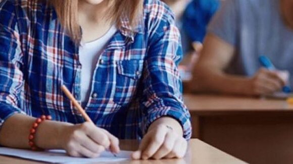 VIDEO | Ministrul Educaţiei: Pentru anul şcolar 2020 – 2021 sunt suspendate tezele