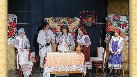 Invitație la teatru de 8 Martie Invitație la teatru de 8 Martie