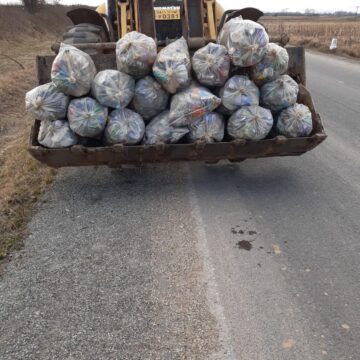 800 de kilometri de drumuri județene au intrat în campania de curățenie de primăvară