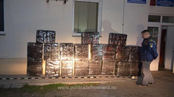 Peste 18.000 pachete cu țigări confiscate la frontiera de nord a României