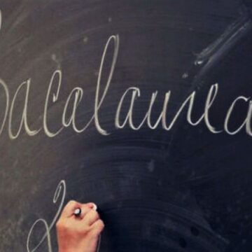 VIDEO | Simularea examenului naţional de bacalaureat pentru elevii claselor a XII-a şi a XIII-a a continuat azi cu proba la alegere a profilului şi specializării