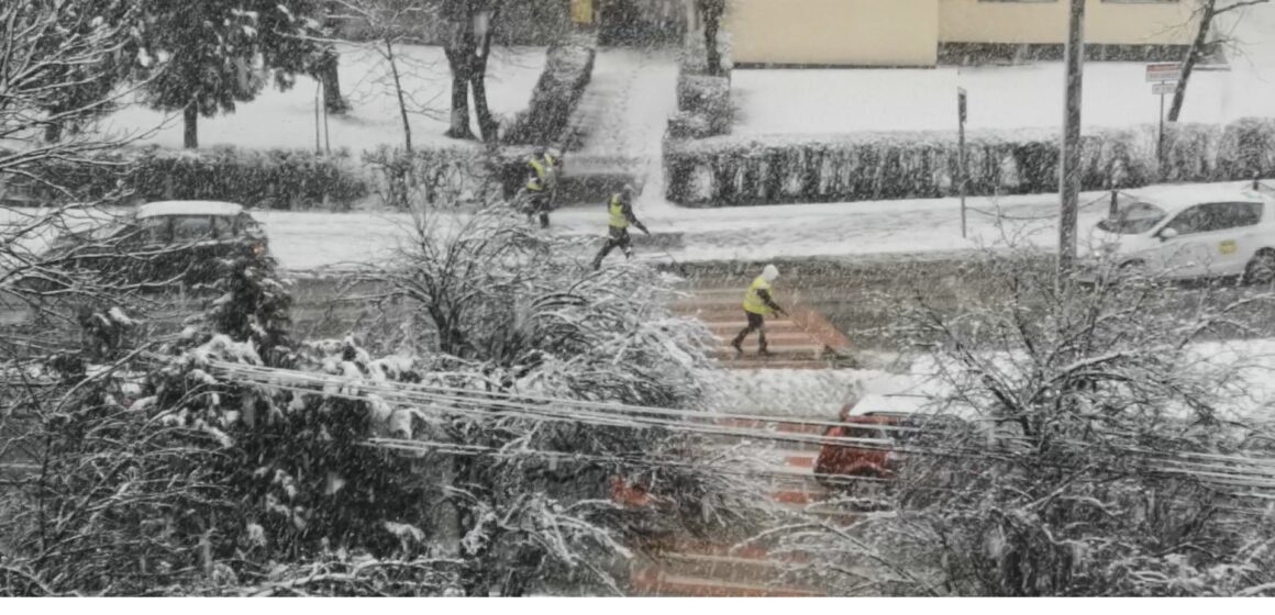 VIDEO | Primăvara rămâne doar în calendare