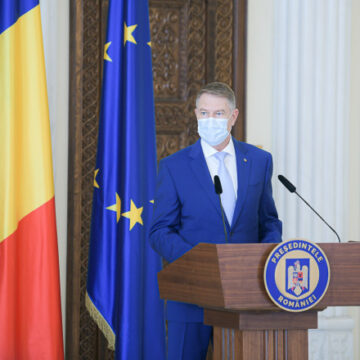VIDEO | Klaus Iohannis: Circulația pe timp de noapte va fi restricționată mai devreme
