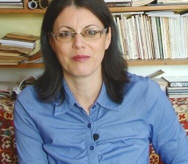 CUVINTE CU MINTE | Cu răbdarea treci marea și pescuiești la copcă [autor: Narcisa Chișiu]