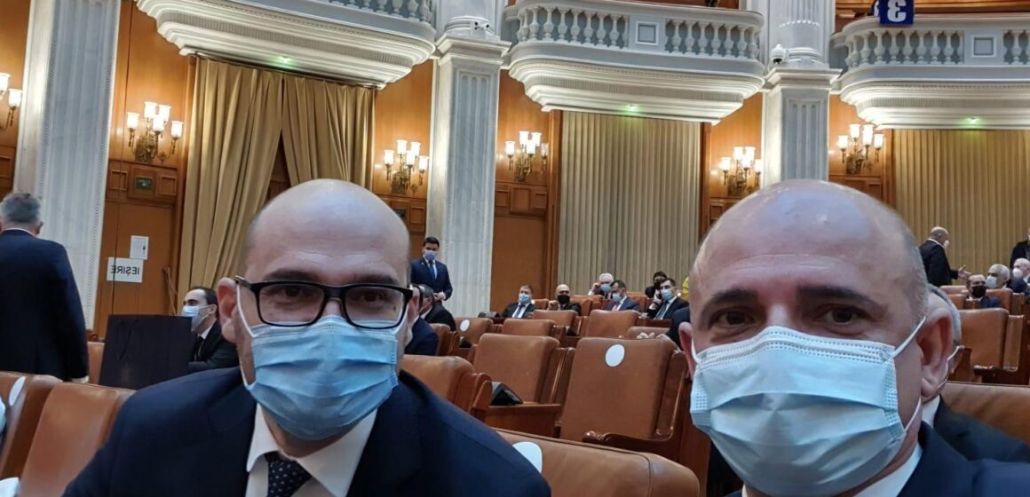 Deputații liberali Călin Bota și Florin Alexe l-au interpelat pe ministrul Economiei pe tema ecologizării perimetrelor miniere închise din Maramureș Deputații liberali Călin Bota și Florin Alexe l-au interpelat pe ministrul Economiei pe tema ecologizării perimetrelor miniere închise din Maramureș