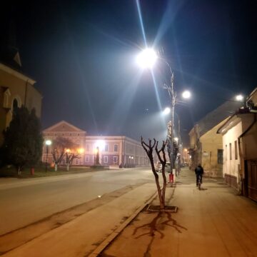 VIDEO | Începe modernizarea iluminatului public în zona centrală din Sighet