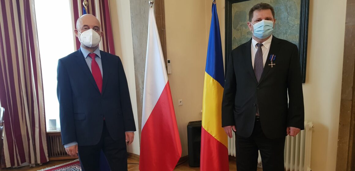 VIDEO | (FOTO) Primarul comunei Giulești, Laurențiu Batin, a primit medalia “Gardian al Locurilor de Memorie Națională” VIDEO | (FOTO) Primarul comunei Giulești, Laurențiu Batin, a primit medalia “Gardian al Locurilor de Memorie Națională”