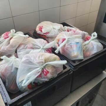 VIDEO | „Respect pentru bunici” este unul dintre proiectele care vin în sprijinul seniorilor din Municipiul Baia Mare VIDEO | „Respect pentru bunici” este unul dintre proiectele care vin în sprijinul seniorilor din Municipiul Baia Mare
