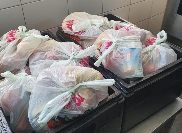 VIDEO | „Respect pentru bunici” este unul dintre proiectele care vin în sprijinul seniorilor din Municipiul Baia Mare