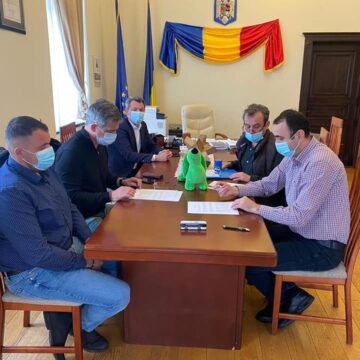 VIDEO | SIGHETU MARMAȚIEI: A fost semnat contractul de furnizare a autobuzelor electrice