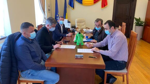 VIDEO | SIGHETU MARMAȚIEI: A fost semnat contractul de furnizare a autobuzelor electrice VIDEO | SIGHETU MARMAȚIEI: A fost semnat contractul de furnizare a autobuzelor electrice