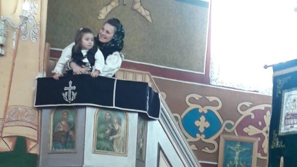 CUVINTE CU MINTE | Perpetuarea obiceiurilor din Băița de Sub Codru prin intermediul „Școlii rădăcinilor străbune” [ autor: Măriuca Verdeș ]
