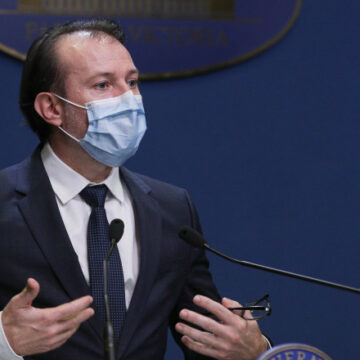 Florin Cîțu: Ne gândim să renunțăm la mască după ținta de 10 milioane de persoane vaccinate