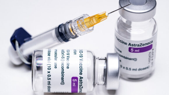 VIDEO | Oricine dorește se poate vaccina cu serul AstraZeneca, chiar dacă nu are programare