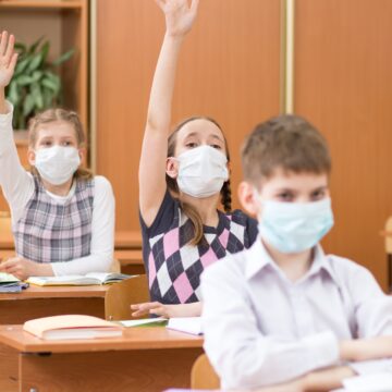 VIDEO | Programul de ore remediale va fi extins şi pe parcursul întregului an şcolar 2021 – 2022