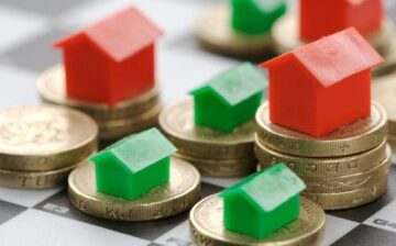 Casele și terenurile, noile vedete ale pieței imobiliare. Prețurile au explodat