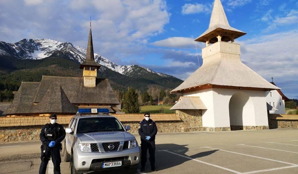 VIDEO | Jandarmii maramureșenii sunt la datorie în acest sfârșit de săpătmână pentru a asigura ordinea publică în zona lăcaşurilor de cult