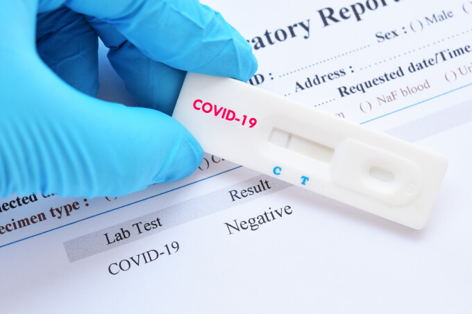 VIDEO | Testarea rapidă în farmacii pentru depistarea COVID-19, aprobată de Ministerul Sănătății