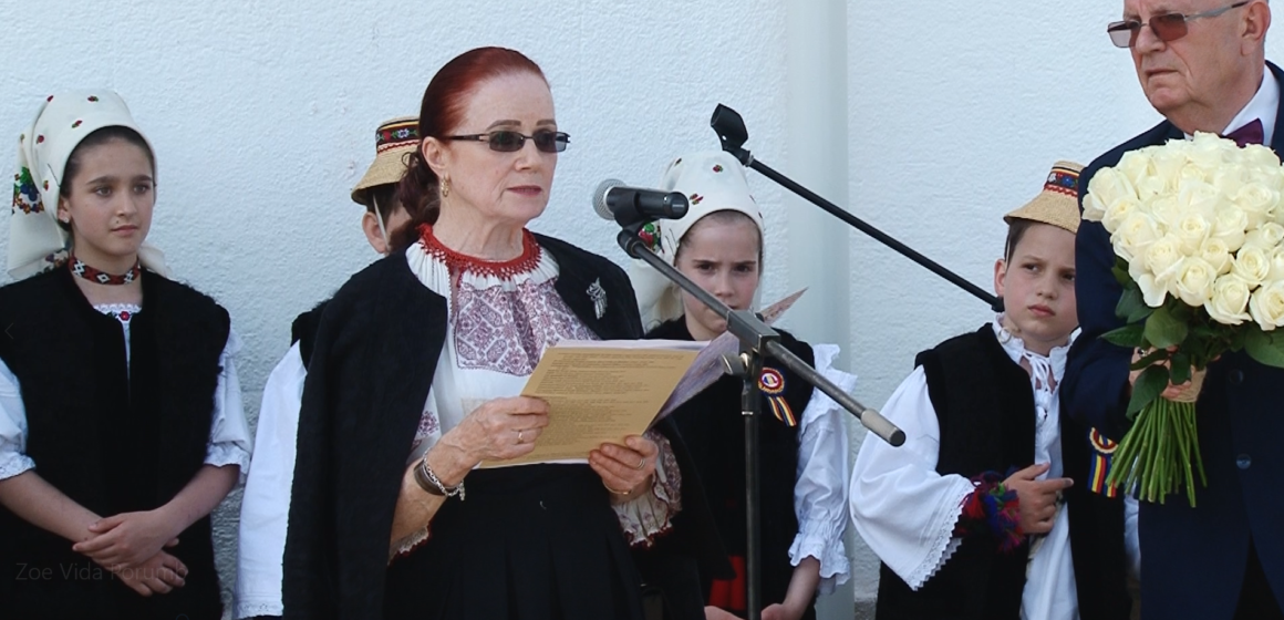 VIDEO | Artista Zoe Vida Porumb și-a expus lucrările la Muzeul de Etnografie și Artă Populară în cadrul expoziției ”Broderie”