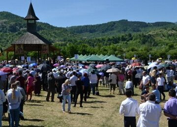 VIDEO | Pelerinaj la Cimitirul Săracilor din Sighetu Marmației VIDEO | Pelerinaj la Cimitirul Săracilor din Sighetu Marmației