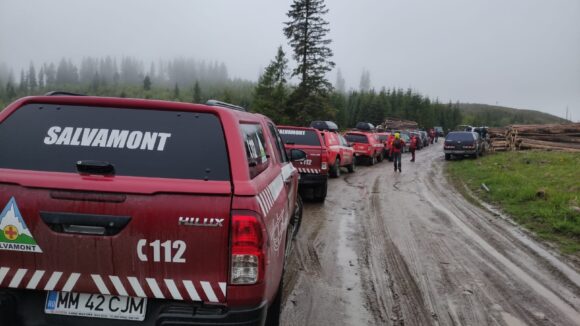 VIDEO | Doi polițiști de frontieră maramureșeni s-au rătăcit aproape de granița cu Ucraina VIDEO | Doi polițiști de frontieră maramureșeni s-au rătăcit aproape de granița cu Ucraina