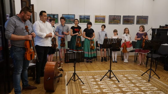 FOTO-VIDEO | ”Casa Muzicală” – un program de succes la Centrul Cultural Teleki