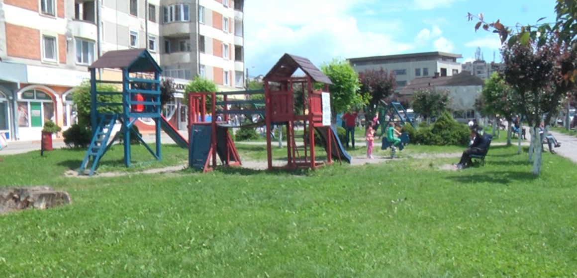 VIDEO | Locul de joacă din Piața 1 Decembrie 1918 din Sighetu Marmatiei va fi modernizat