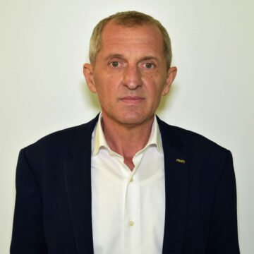 Consilierul județean, domnul Dionisie Coteț-Tămaș a trecut astăzi în neființă