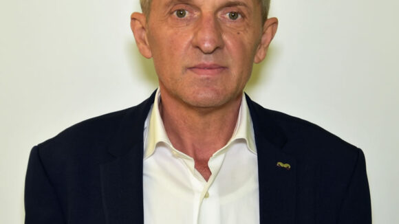 Consilierul județean, domnul Dionisie Coteț-Tămaș a trecut astăzi în neființă
